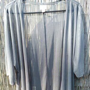 LuLuRoe Sheer Gray Floral Ligthweight Cover Up - S